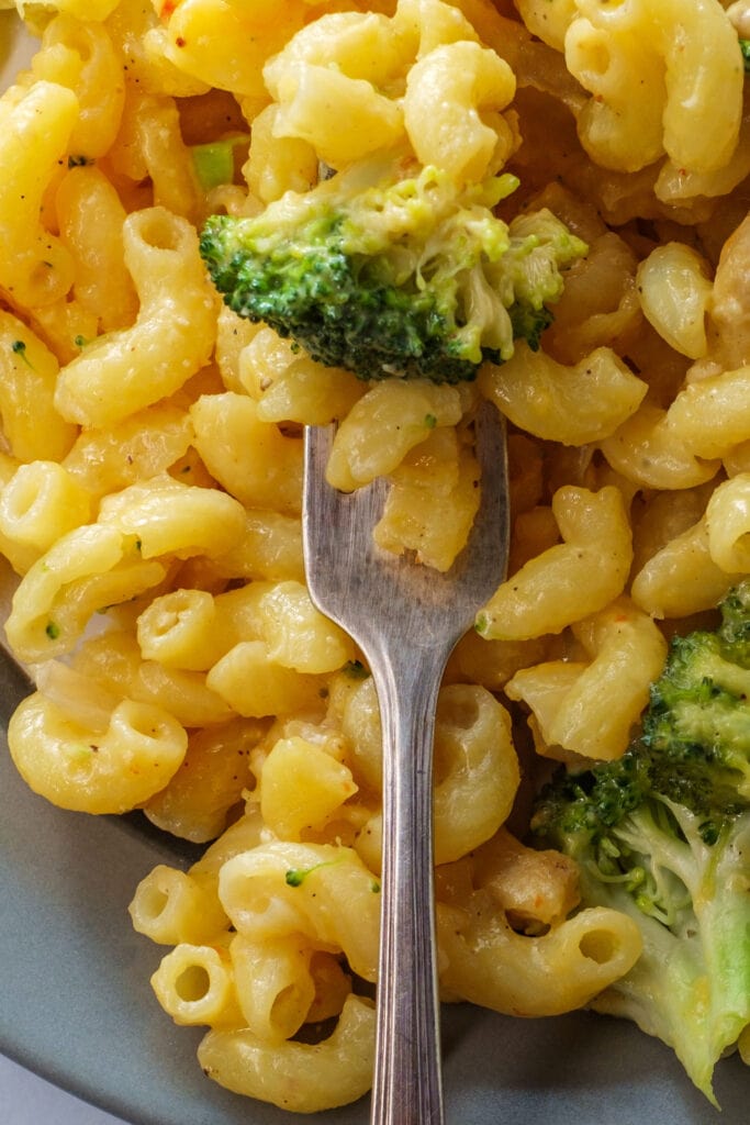 up close of broccoli mac and cheese.