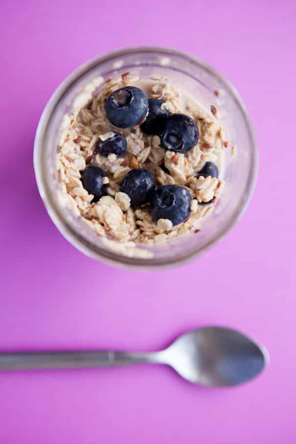 Blueberry Overnight Oats is a quick breakfast that’s waiting for you in the morning! Healthy ingredients include oats, blueberries, milk, maple syrup, flaxseeds and cinnamon!