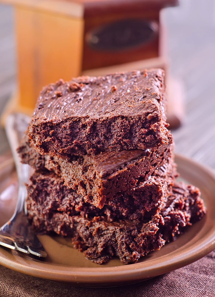 Easy to make Chocolate Avocado Brownies recipe that is incredibly fudgy and packed with healthy fats. They're gluten free, grain free and delicious! 