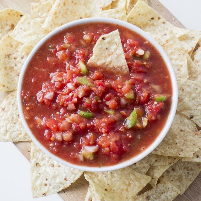 how to make salsa with diced tomatoes