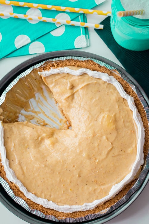 No Bake Pumpkin Pie is an EASY pumpkin pie recipe that’s completely no bake! This creamy pumpkin pie has all of the flavor of regular pumpkin pie, but is made so simply with instant pudding, Cool Whip, and pumpkin purée in a delicious graham cracker crust. This pumpkin treat is perfect for any fall gatherings you might be having and especially Thanksgiving!
