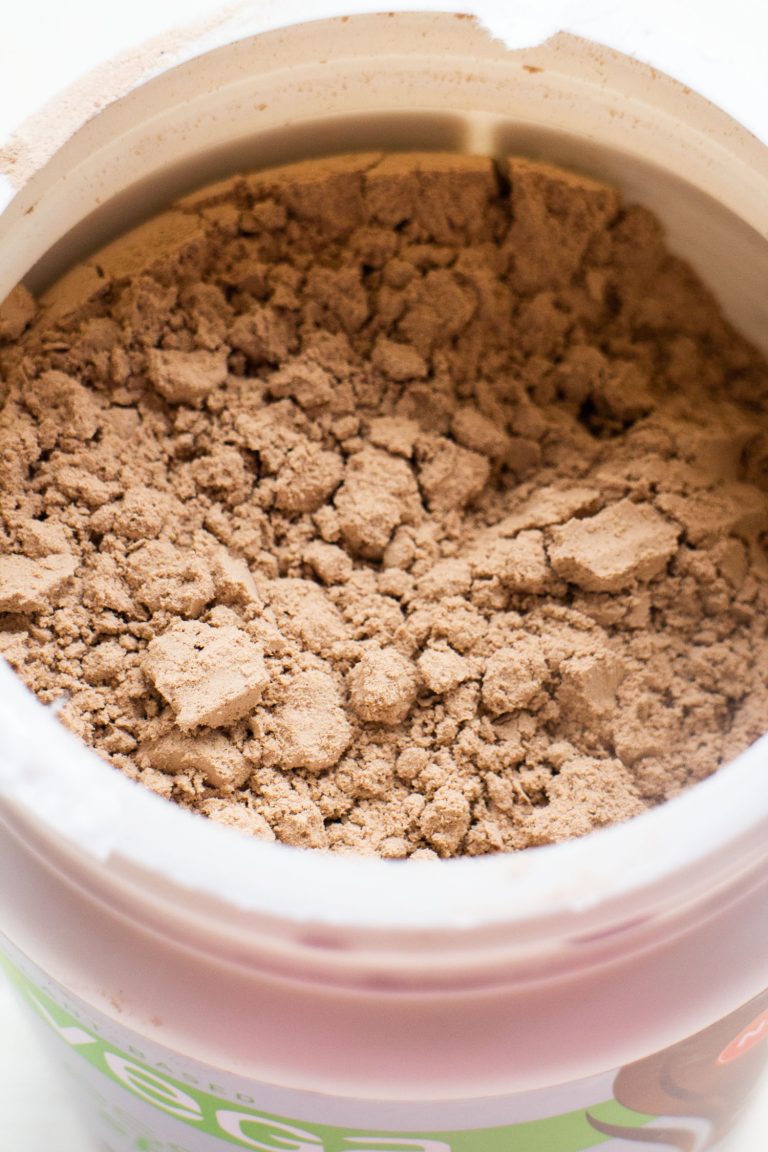 Chocolate Protein Powder Oatmeal Healthy breakfast recipe!