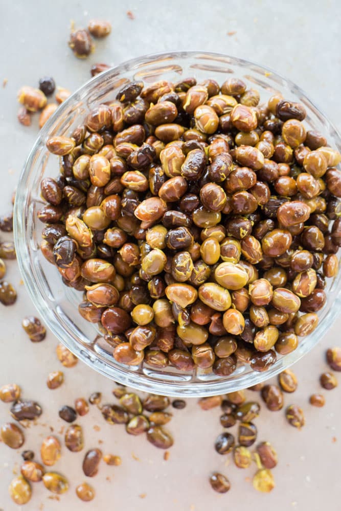 Salted Roasted Soybeans recipe using fresh soybeans.  This baked healthy snack recipe is so easy to make!