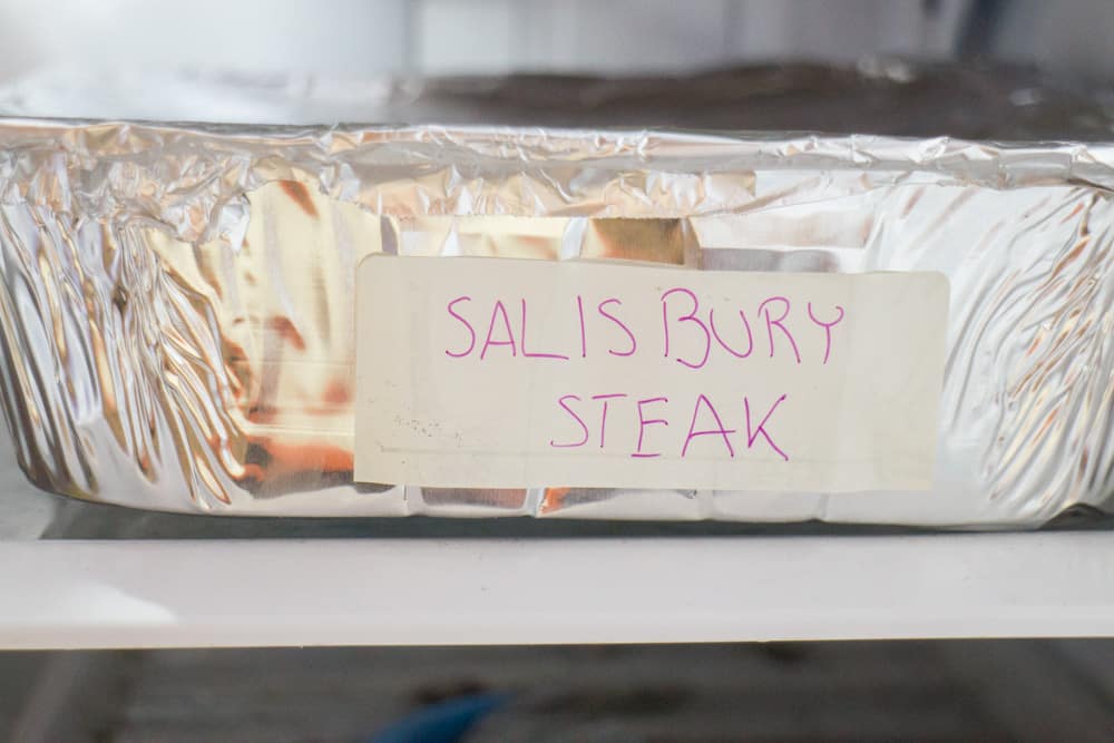 How to Freeze Salisbury Steak in Aluminum Foil