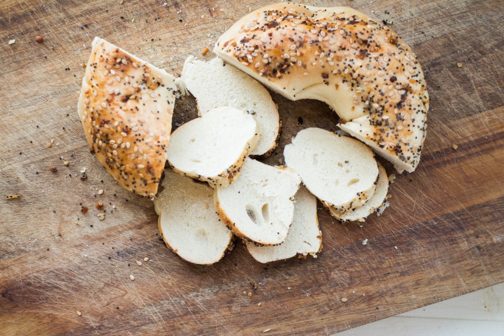 CRUNCHY homemade Everything Bagel Chips! This recipe is easy to make and only requires 3 ingredients! These DIY NYC bagel chips are perfect for snacks and appetizers! Save money and start making your own crispy Bagel Chips! 