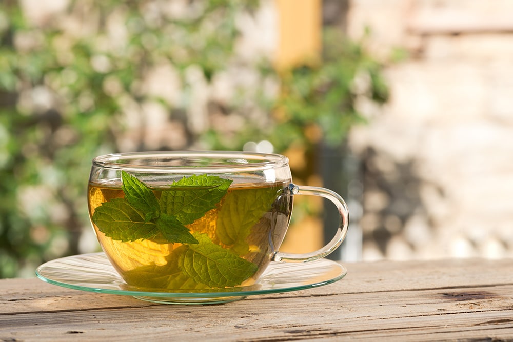 https://brooklynfarmgirl.com/wp-content/uploads/2018/06/Pregnancy-Safe-Teas-Peppermint.jpg