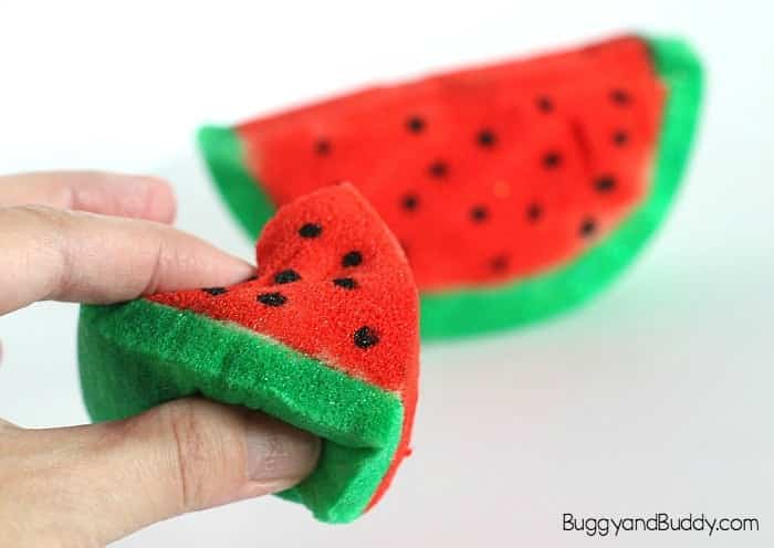 20 Sweet and Summery Watermelon Crafts & DIY Projects for kids of all ages! You're going to love making these creative projects with preschoolers, toddlers and teens! Ideas include everything from magnets, pillows, pinatas, painted bowls, planters, easy paper plate crafts and more!