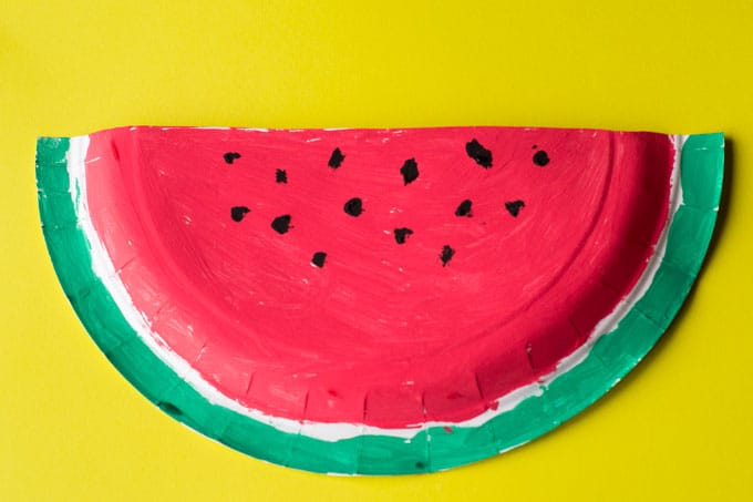 20 Sweet and Summery Watermelon Crafts & DIY Projects for kids of all ages! You're going to love making these creative projects with preschoolers, toddlers and teens! Ideas include everything from magnets, pillows, pinatas, painted bowls, planters, easy paper plate crafts and more!