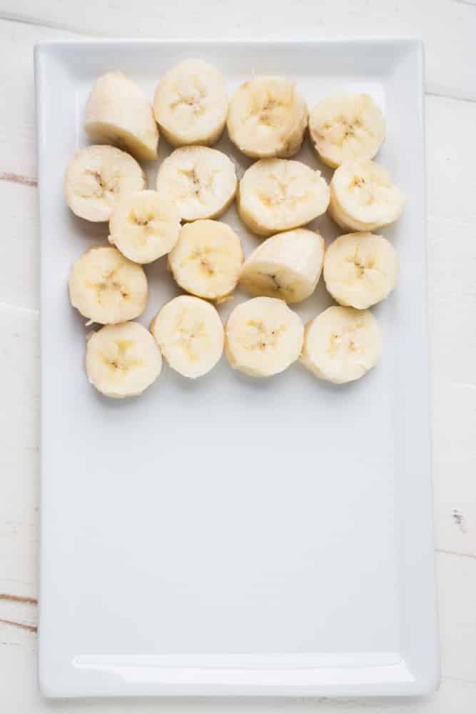 sliced bananas on plate.