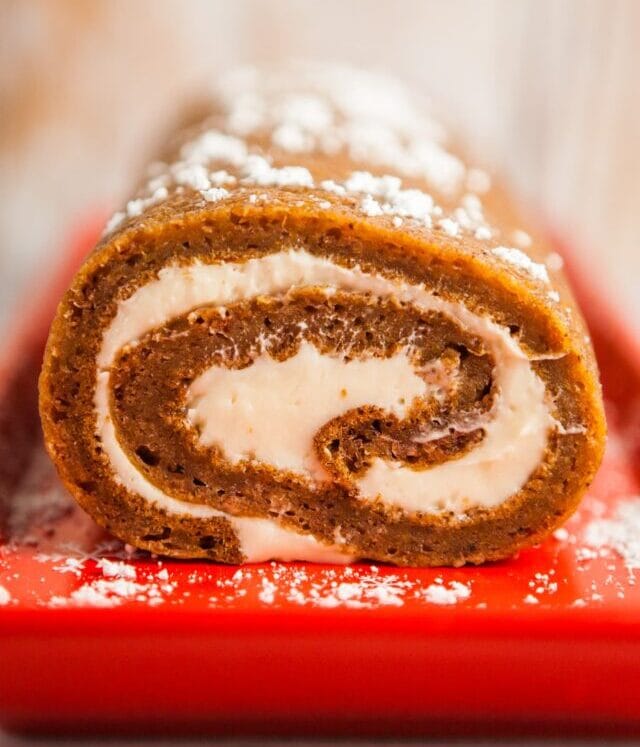 cropped-Pumpkin-Roll-With-Cream-Cheese-Filling_2-1.jpg