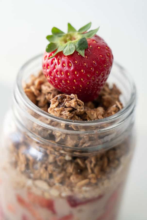 Chocolate Strawberry Overnight Granola is a healthy easy breakfast idea for toddlers that the entire family will love.   This recipe is made by Mom, tasted and approved by my toddler!  Similar to overnight oats, but made with granola instead! 