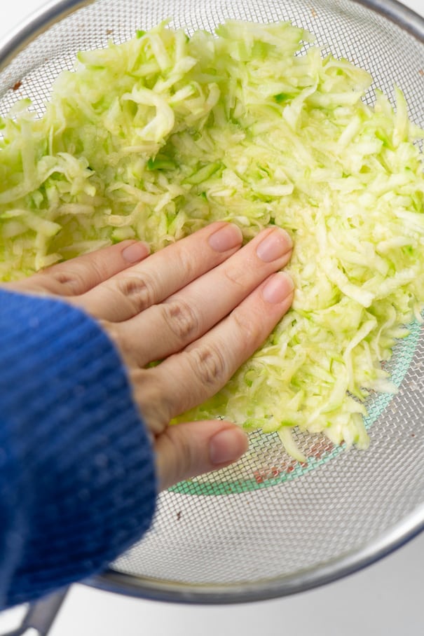 Remove water from zucchini