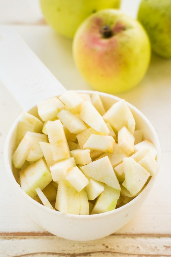 bowl of chopped up apples.