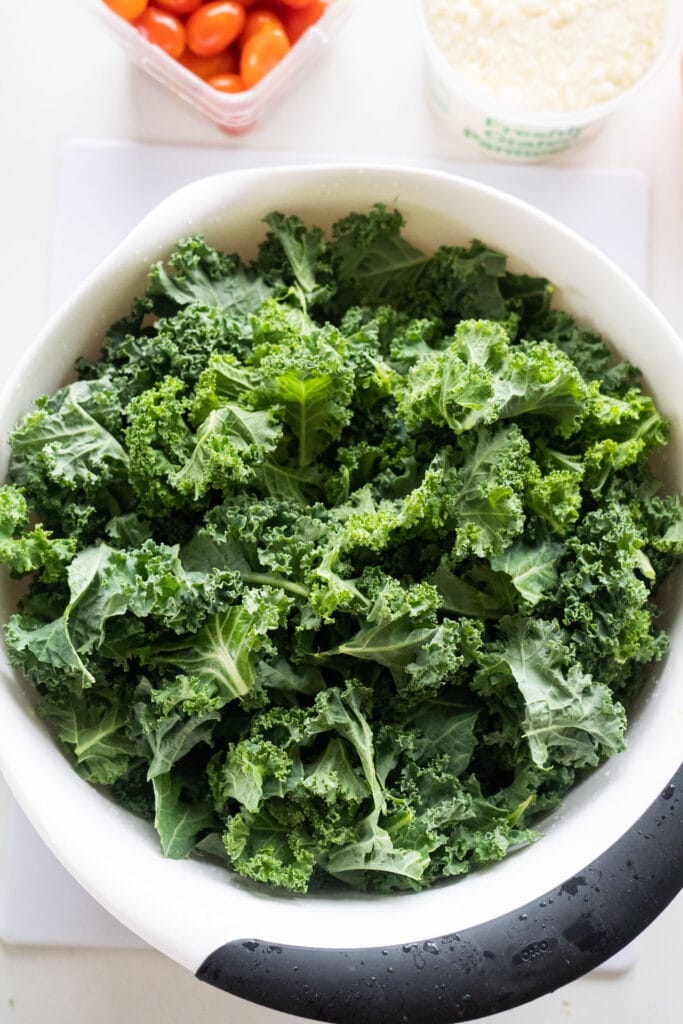 washed kale in bowl.
