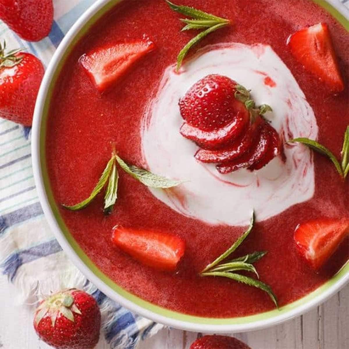 Strawberry Soup Recipe - Only 205 Calories!