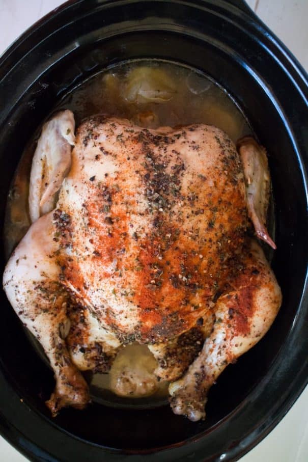 50 cheap chicken recipes for $10 or less that feeds at least 4 people.  This is a great dinner list for families on a budget!  You'll find baked, grilled, slow cooker, simple and quick chicken recipes here - plus much more! Bookmark this page.