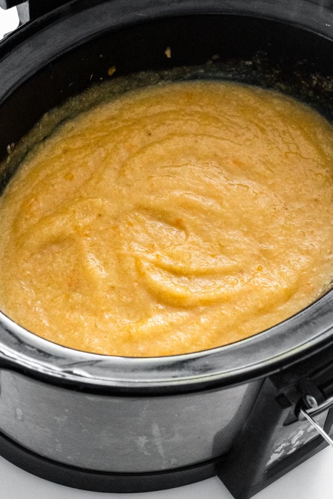 creamy soup in slow cooker