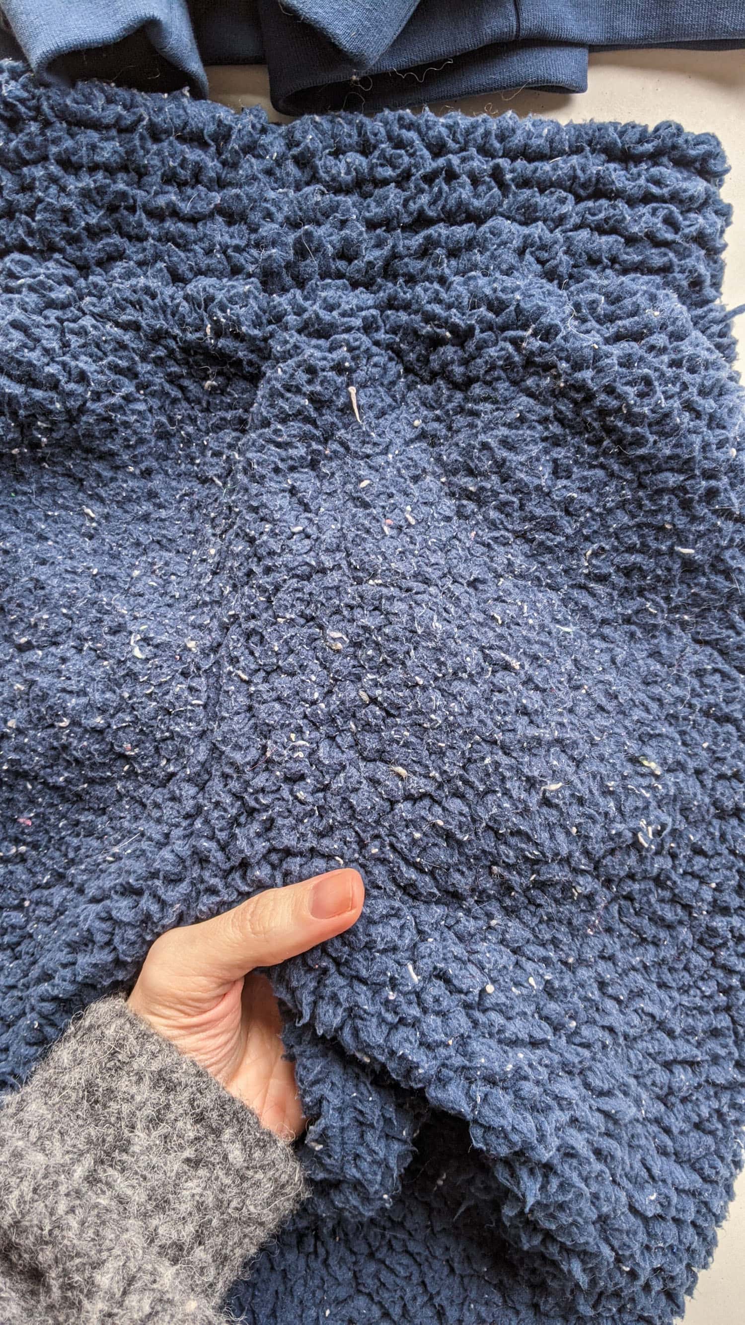 How to Remove Fuzzies from Sherpa Brooklyn Farm Girl