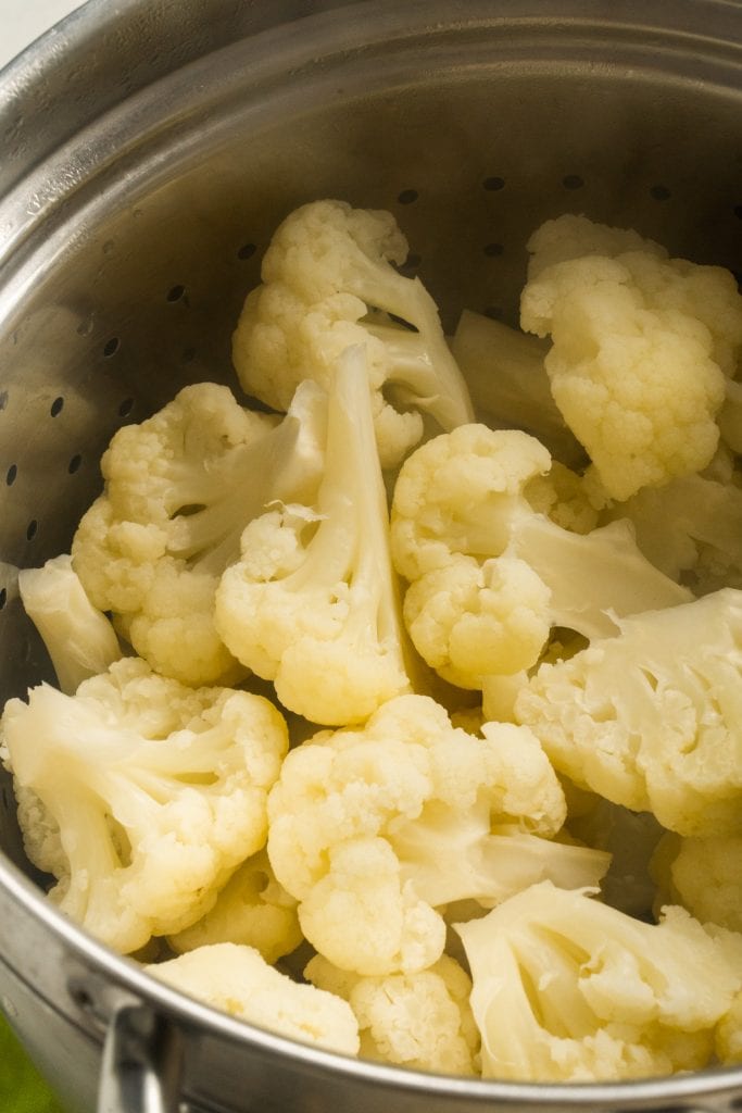 steamed cauliflower in pot.