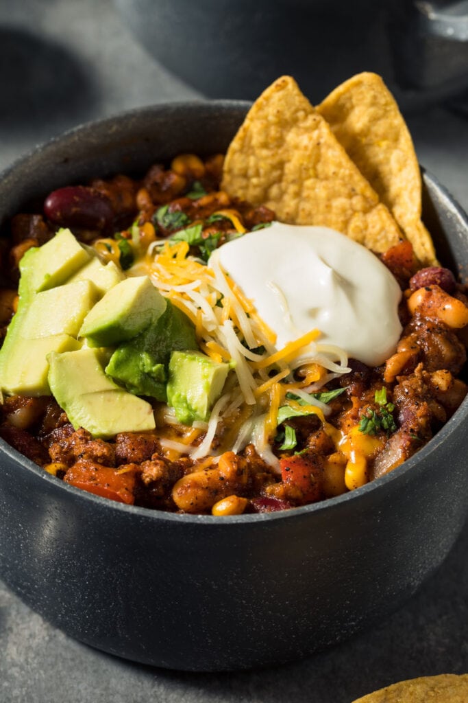 bowl of turkey chili on table.