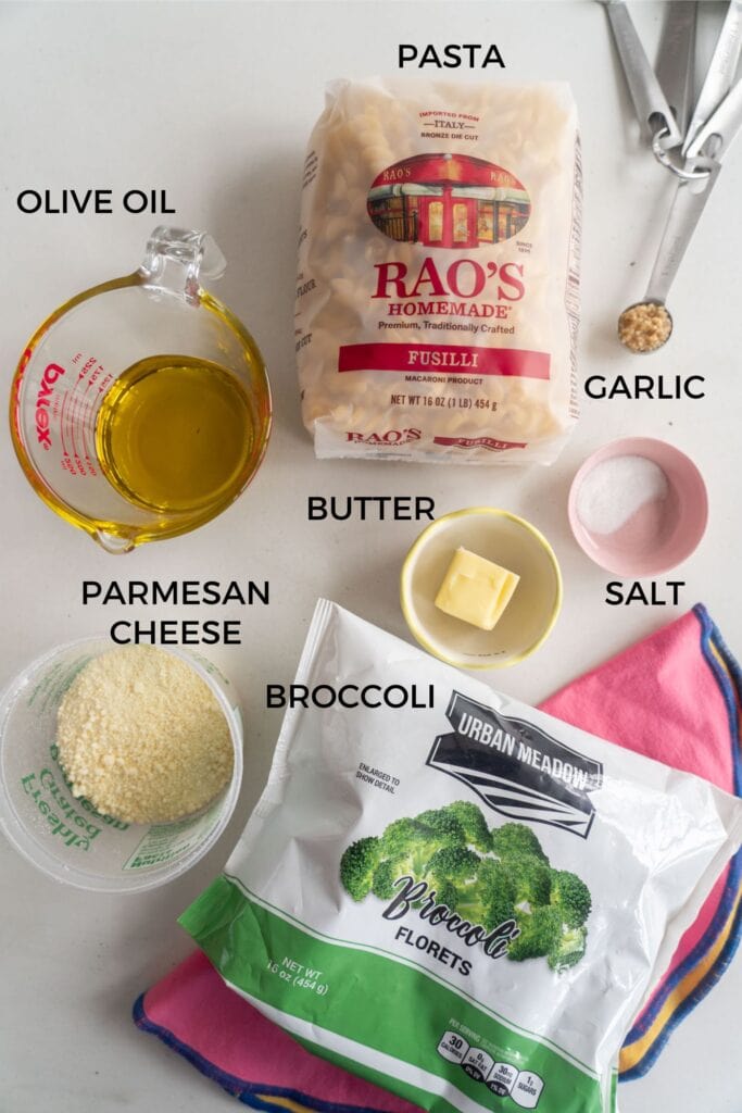 ingredients to  make garlic butter pasta.