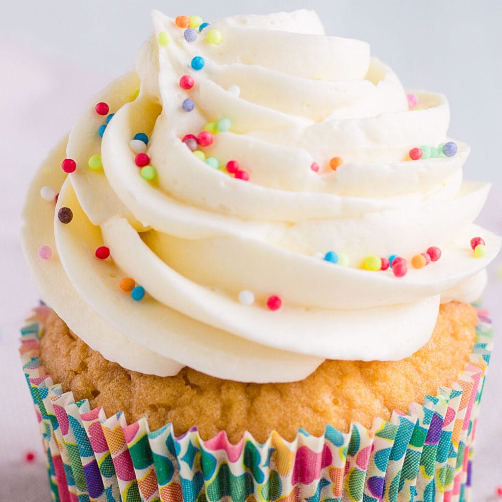 Cream Cheese Frosting (for cupcakes and cake) Brooklyn Farm Girl