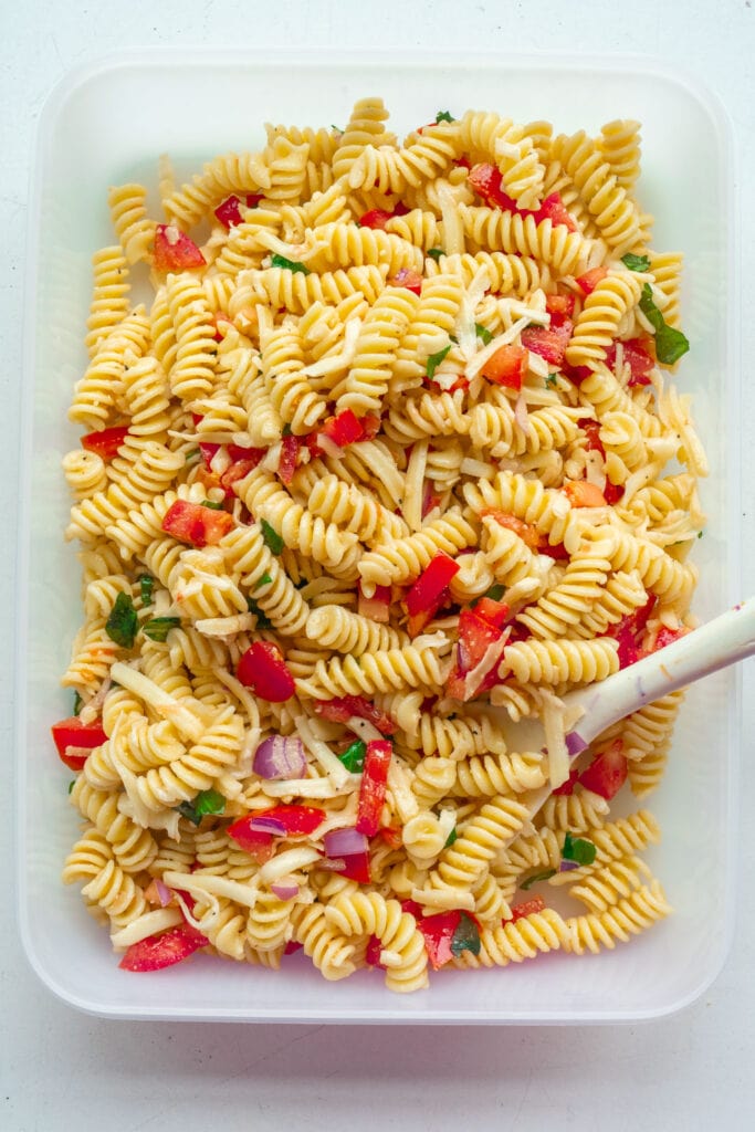 tomato basil pasta in container. 